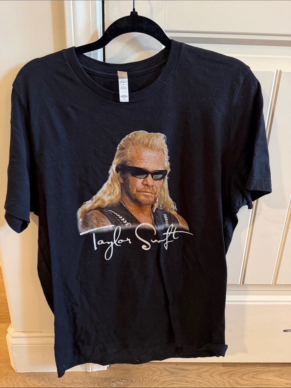 Black Graphic Short-Sleeve Men's Shirt